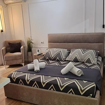 Coco's * Tirana