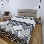 Coco's * Tirana